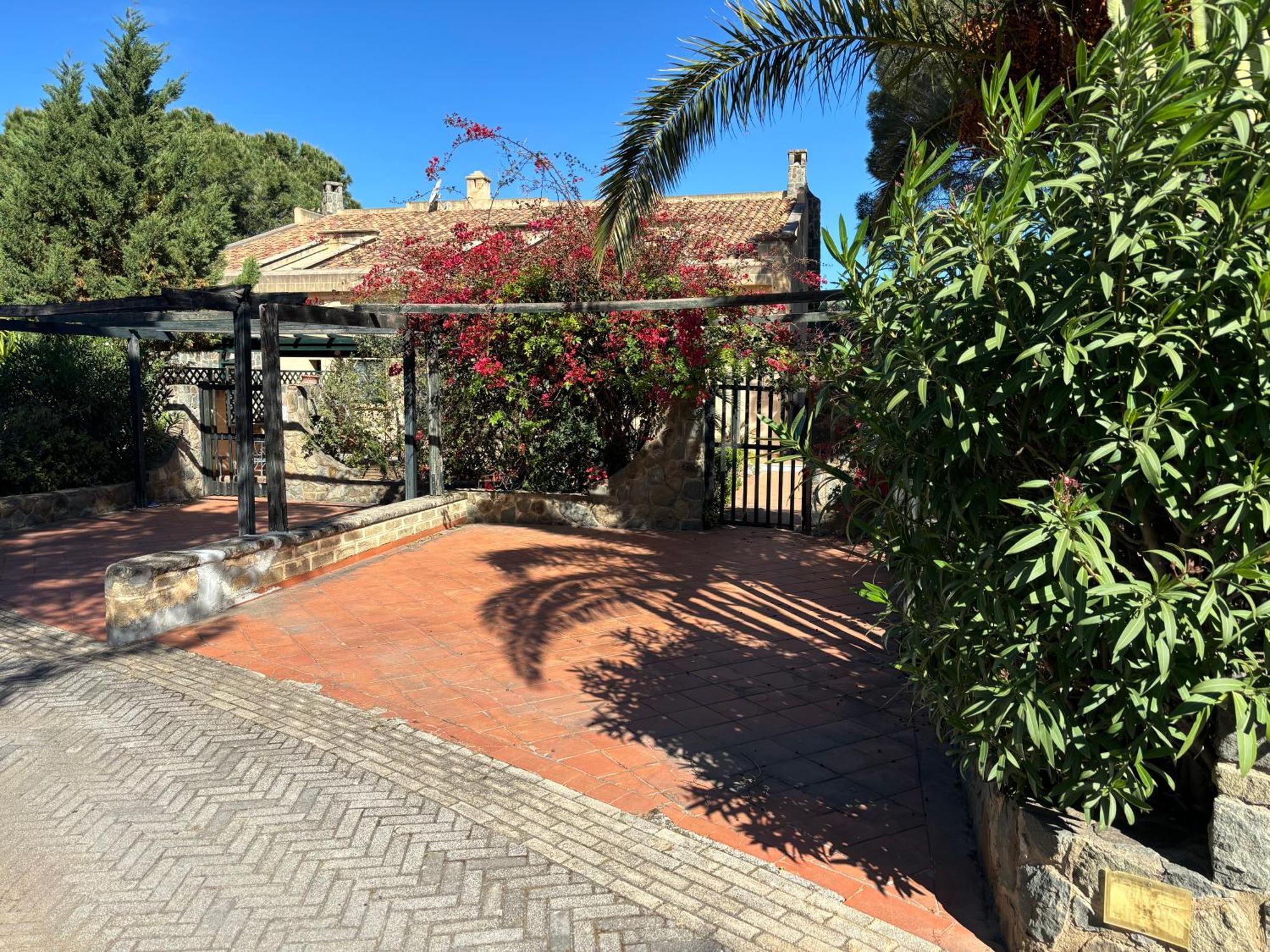 Villa Al Mare Baia Emiri Mazzaforno Чефалу Екстер'єр фото
