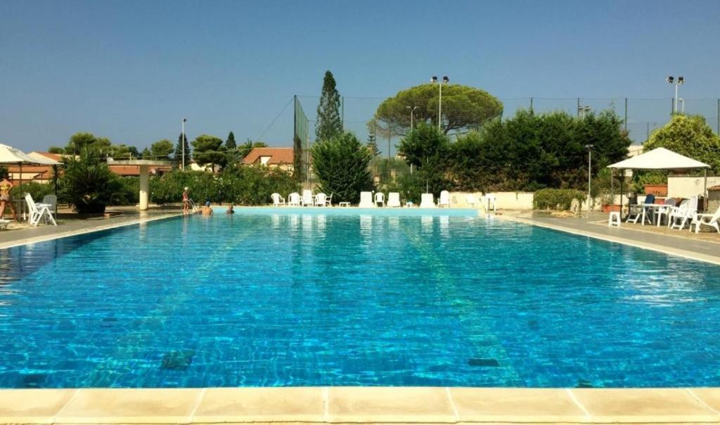Villa Al Mare Baia Emiri Mazzaforno Чефалу Екстер'єр фото