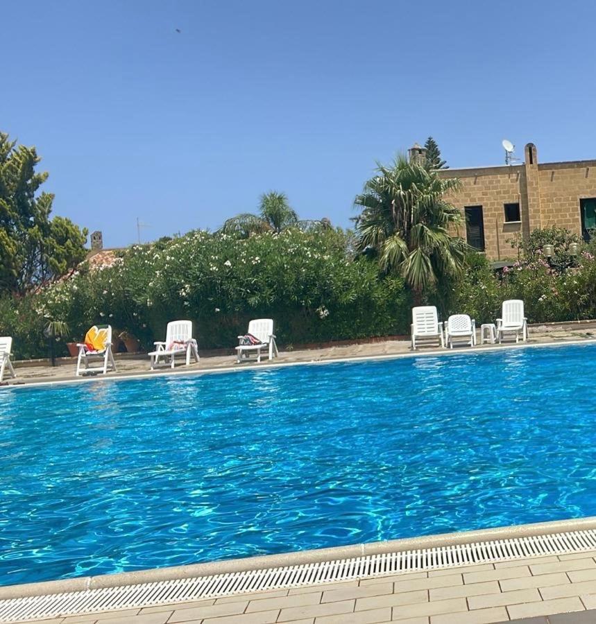 Villa Al Mare Baia Emiri Mazzaforno Чефалу Екстер'єр фото